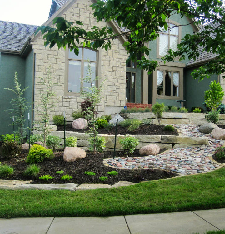 Green Splendor Landscaping: Transforming Outdoor Spaces with Excellence